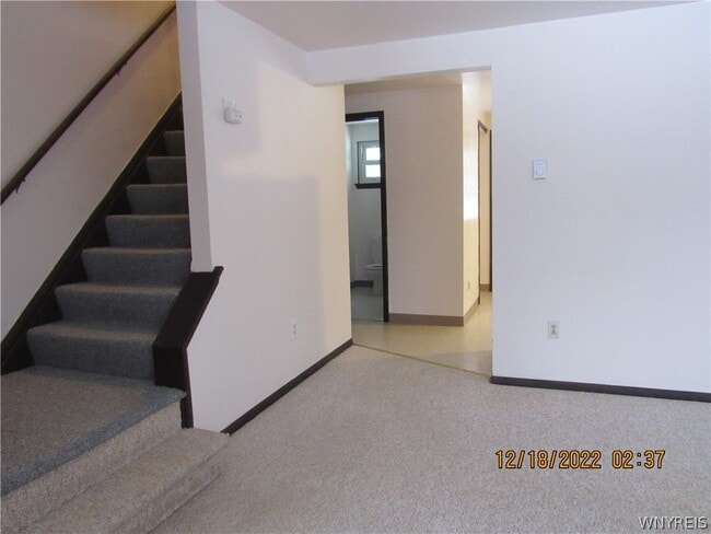 Building Photo - 837 Beach Rd