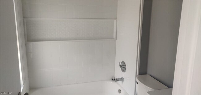 Building Photo - 3682 E 61st St