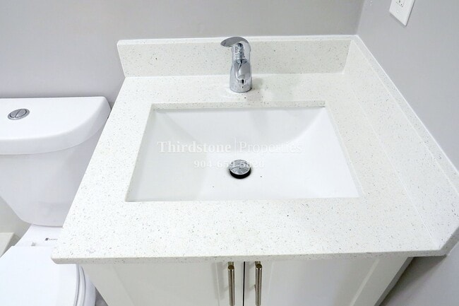 Building Photo - 9021 Castle Blvd