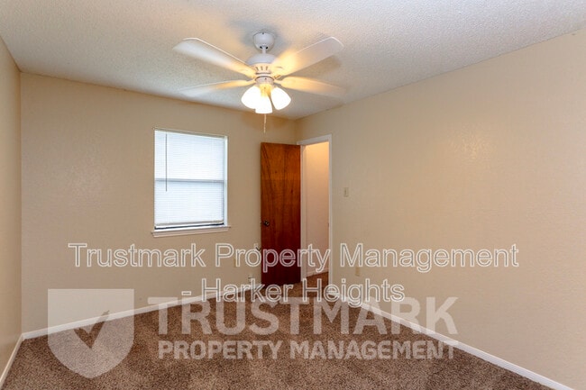 Building Photo - 2110 El Dorado Dr
