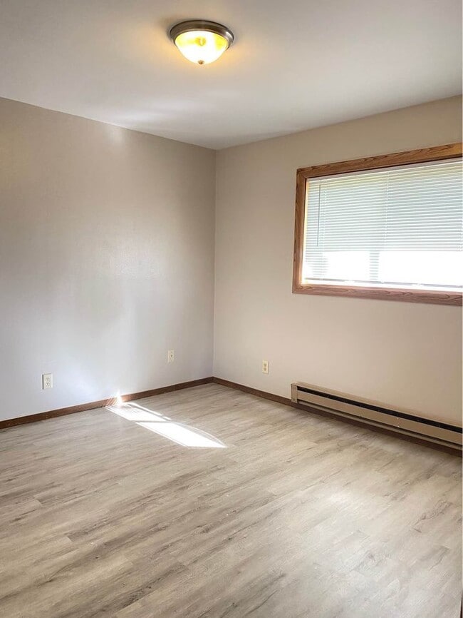 Building Photo - 4903 Aspen St