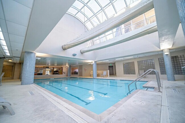 Building Photo - 3404 American Dr