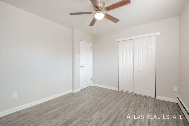 Building Photo - 9955 W 59th Pl