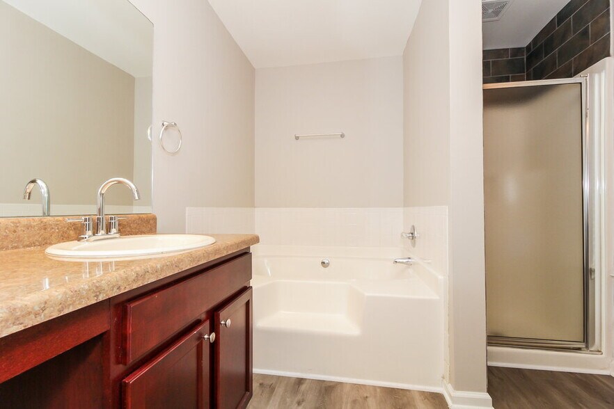 Building Photo - 11562 Registry Blvd