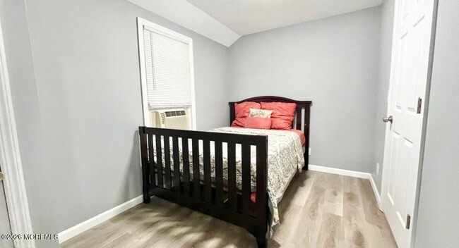 Building Photo - 1718 White St