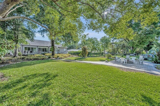 Building Photo - 11768 W Riverhaven Dr