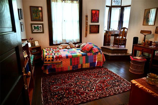 Building Photo - 327 S Edgefield Ave