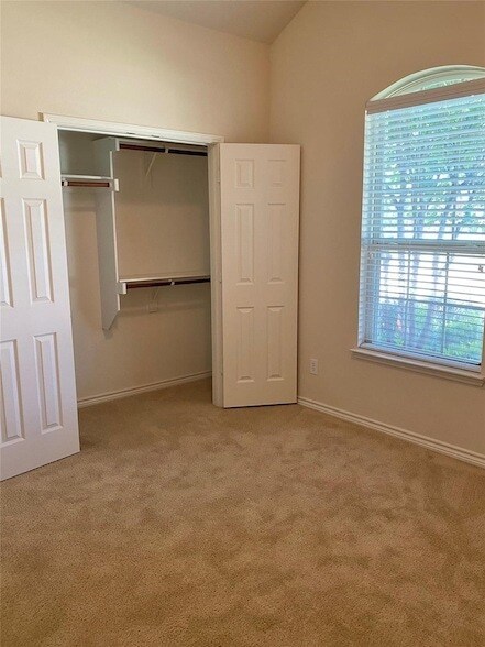 Building Photo - 3605 Chapel Hill Lane