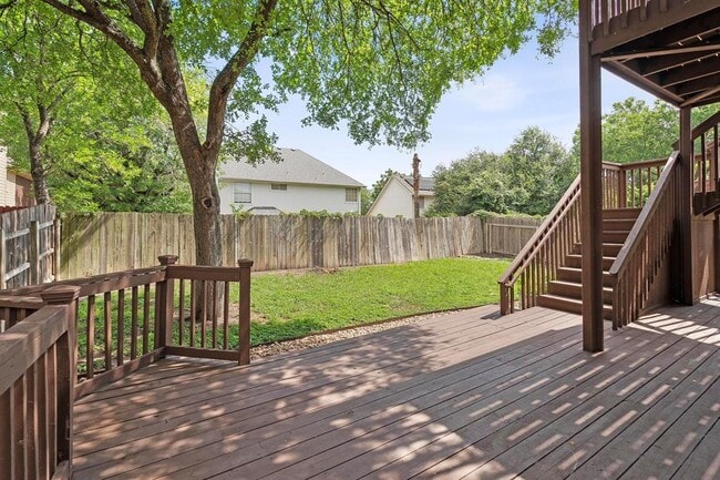 Building Photo - 1806 Rosenborough Ln N