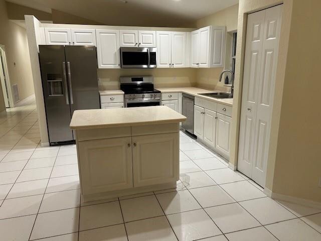 Building Photo - 3694 Miramontes Cir