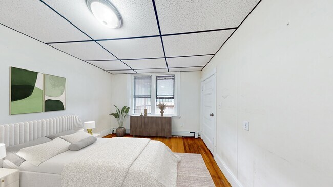 Building Photo - 884 Huntington Ave