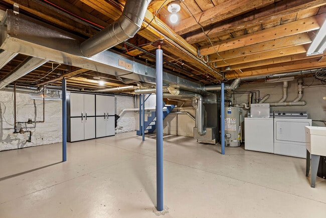 Building Photo - 44 Jordan St