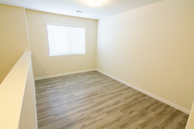 Building Photo - 15315 Lucky Star Dr