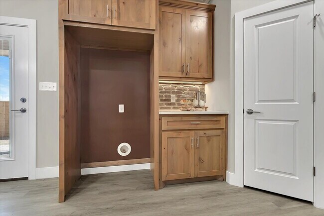 Building Photo - Move In Special - Brand New Spacious 4-bedroom, 2-bathroom Wolfforth Haven