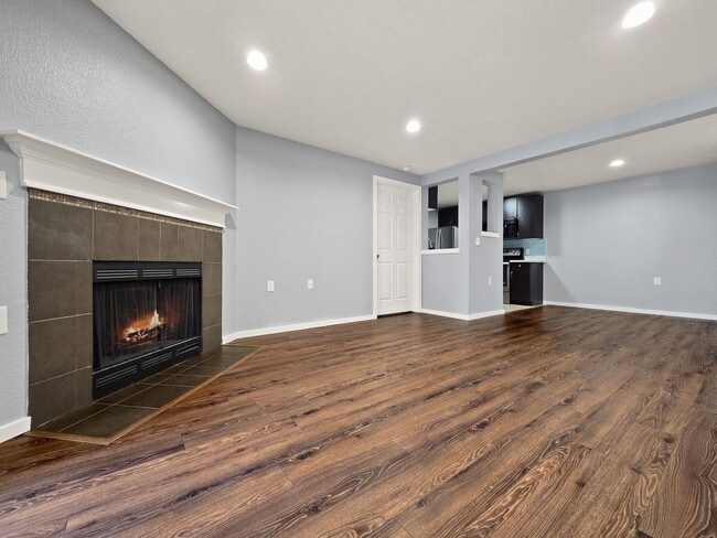 Building Photo - Exceptional Rental Opportunity!