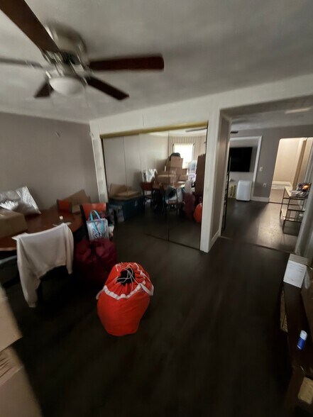 Building Photo - 56 Greene St