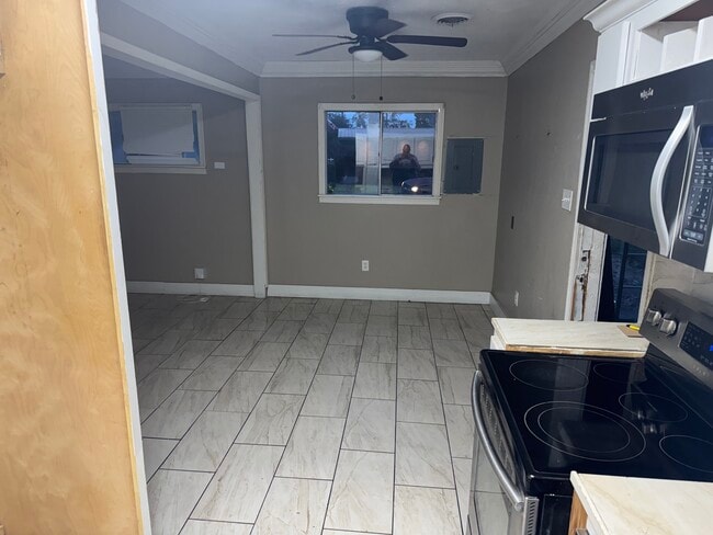 Building Photo - 3922 Halls Ferry Rd