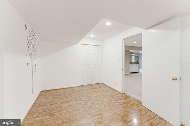 Building Photo - 3867 Chesterbrook Rd