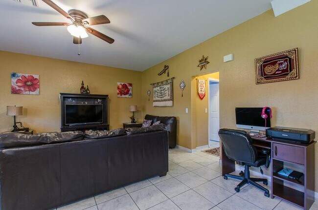 Building Photo - 9095 Indian River Run S