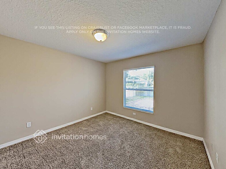 Building Photo - 1735 Creekwater Blvd