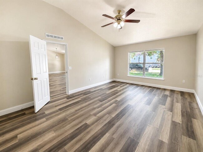 Building Photo - 3228 White Blossom Ln