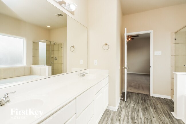 Building Photo - 14803 Liberty Stone Ln