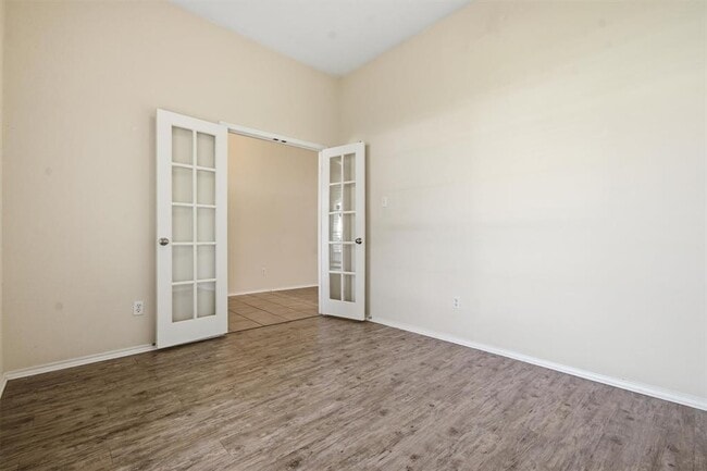 Building Photo - 224 Poplarwood Dr