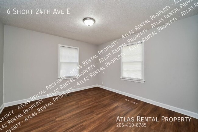 Building Photo - 6 E Short 24th Ave