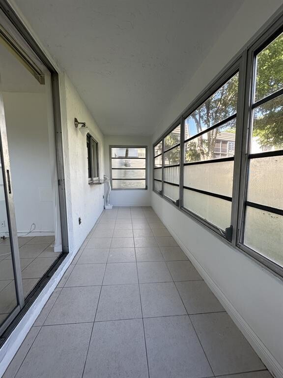 Building Photo - 9401 Lime Bay Blvd