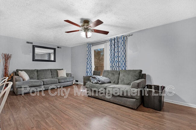 Building Photo - 8030 Abby Ct