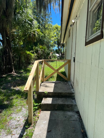 Building Photo - 1307 Olive St