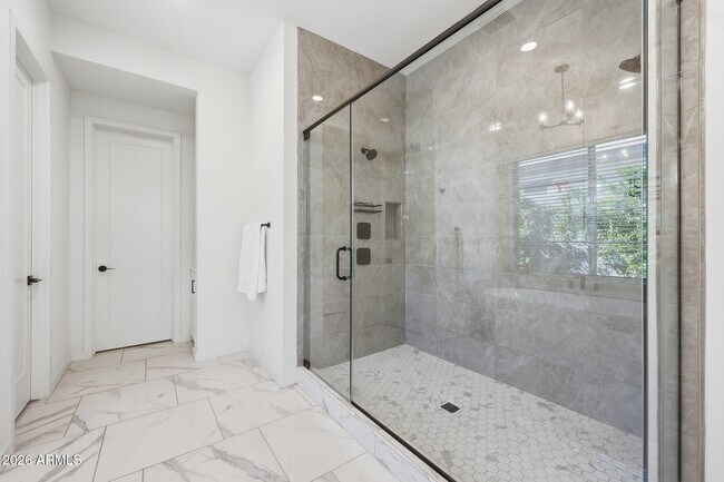 Building Photo - 4416 E Roy Rogers Rd