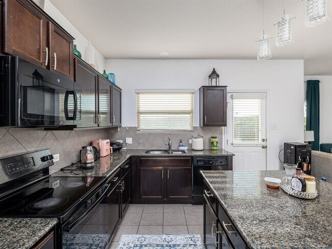 Building Photo - 464 Druse Ln