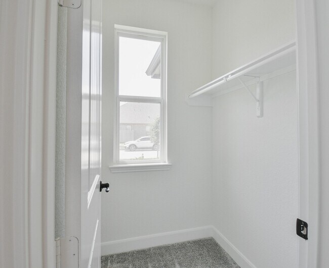 Building Photo - 13207 Westmont Heights Ln