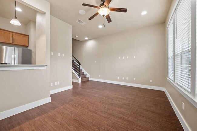 Building Photo - 1704 Cedar Bend Dr