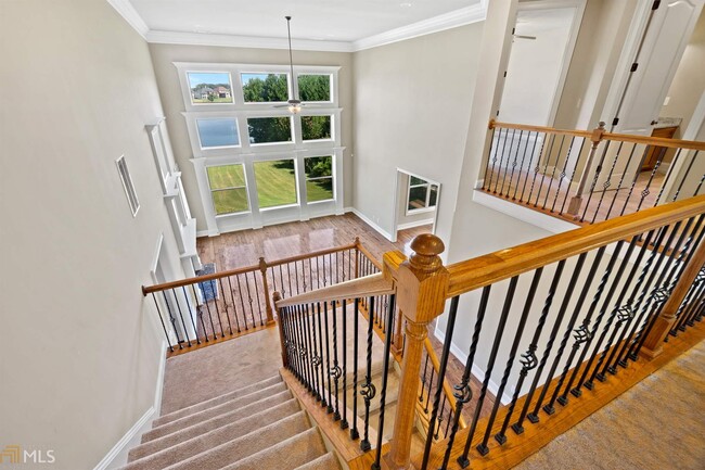 Building Photo - 2481 Lake Erma Dr