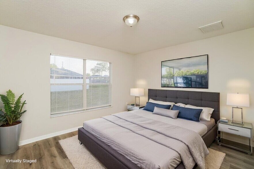 Building Photo - 11485 Viking St