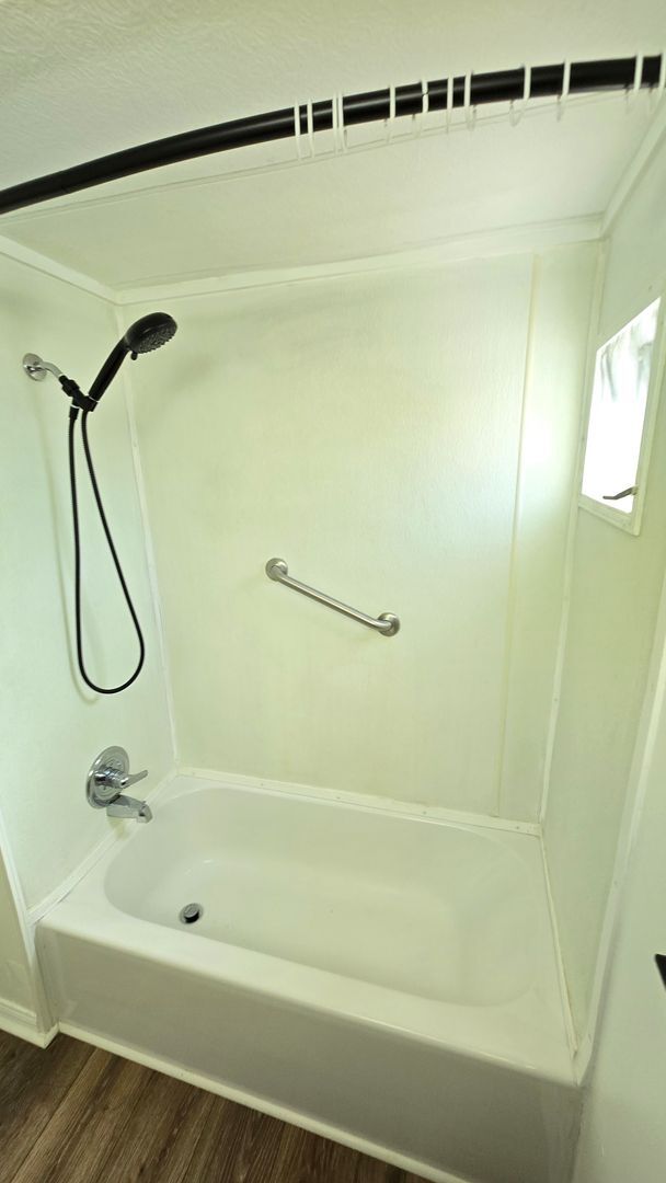 Building Photo - Updated 2BR / 1BA Single-Wide Home for Rent – Move-In Ready!