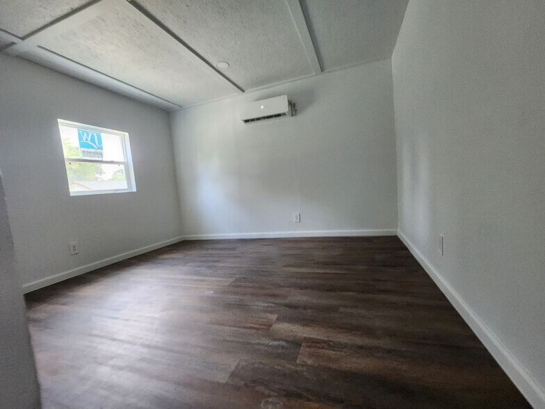 Building Photo - 3434 FM 17