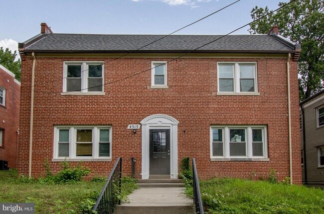 Building Photo - 4515 Avondale St