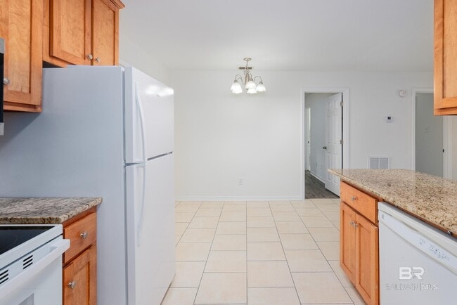 Building Photo - 8553 Garden Cir