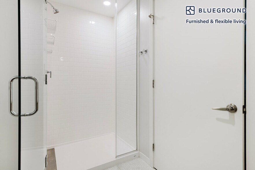 Building Photo - 50 Rogers St