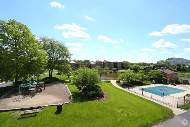 Building Photo - Indian Trail Apartments