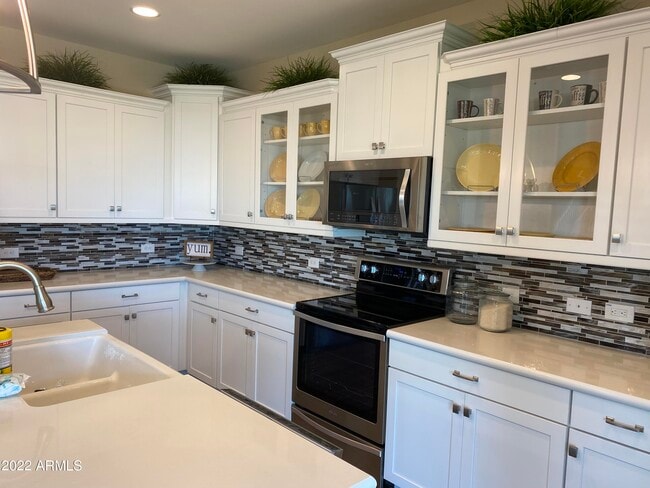 Building Photo - 12131 W Candelaria Dr
