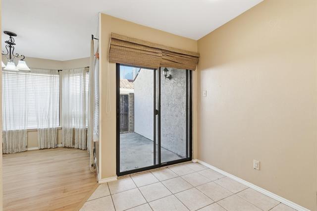 Building Photo - 505 Ranch Trail