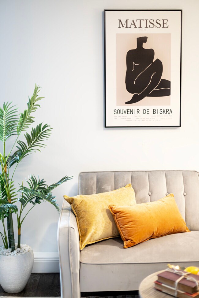 Building Photo - 1505 Commonwealth Ave