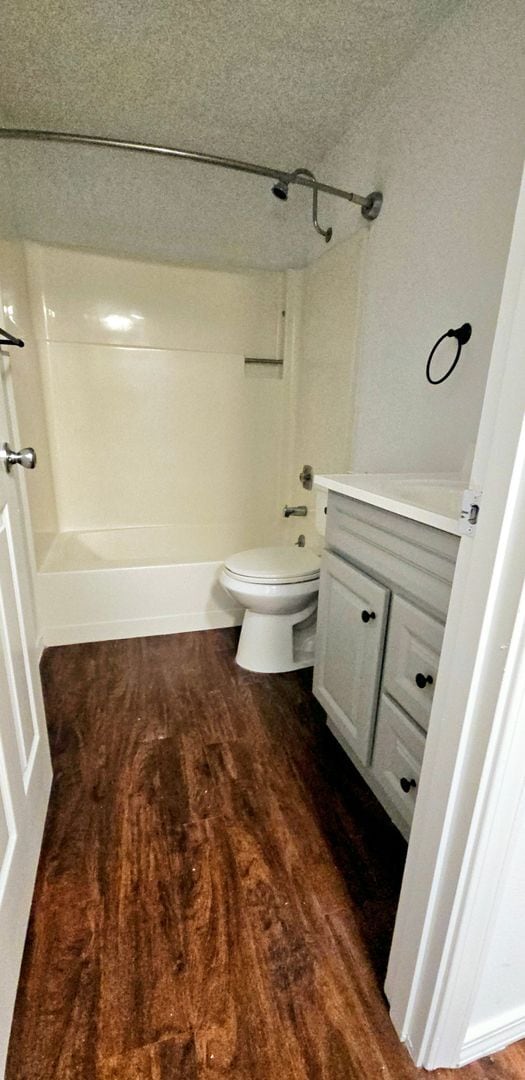 Building Photo - Beautiful 5- bedroom home near TCC APPLICATION PENDING