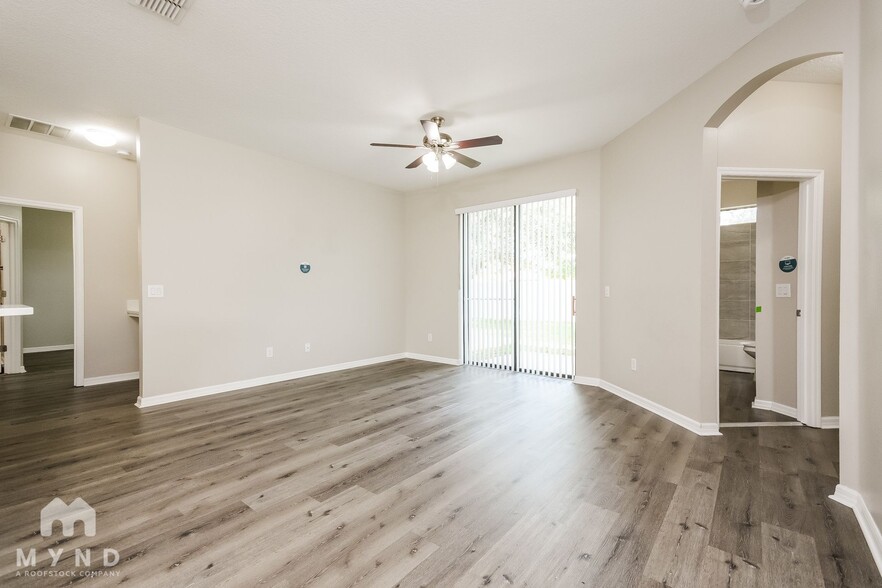 Building Photo - 4592 Sandhurst St