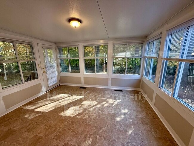 Building Photo - 306 Cary Pines Dr