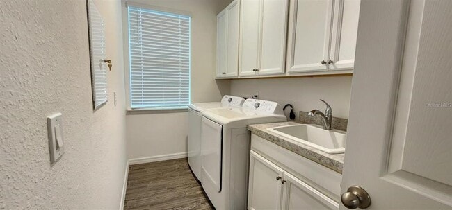 Building Photo - 2140 Standing Rock Cir